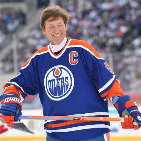 Wayne Gretzky 99 2016 Nhl Heritage Classic Alumni Game Edmonton