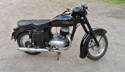 Jawa cz 250 under seat air box airbox single port and fuse box and side casing. Jawa CZ 250cc 250 cm³ 1960 - Imatra - Moottoripyörä ...
