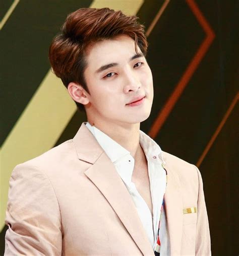 He is best known for his. มีน พีรวิชญ์ ตกใจข่าวโรคจิตขอซื้ออสุจิให้เงินหลักแสน ตอบฮา ...
