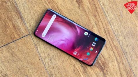 oneplus 7 oneplus 7 pro start receiving november security patch with oxygenos 10 0 3