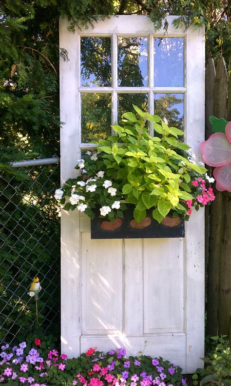 Furniture Planter Is A Genius Way Of Recycling Old Items Top Dreamer