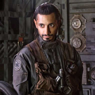 A star wars story, riz ahmed. Riz Ahmed Talks About His Rogue One Character - Desimartini