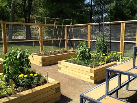 Get tips on gardening with help from the owner of eden condensed in this free video series. Raised Garden Beds: How to Build and Install Them