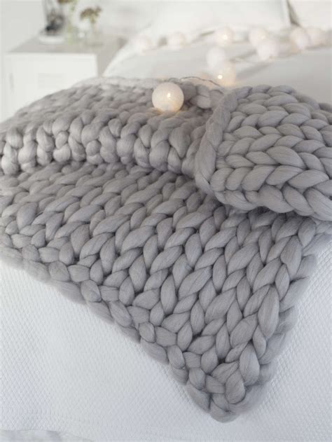 Super Chunky Grey Knit Blanket | Chunky Grey Knitted Blanket