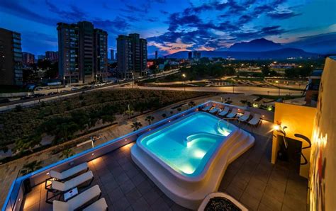 The rooms are fine for a budget hotel.they are very clean.. Hotel Carlos I, Benidorm - Updated 2019 Prices