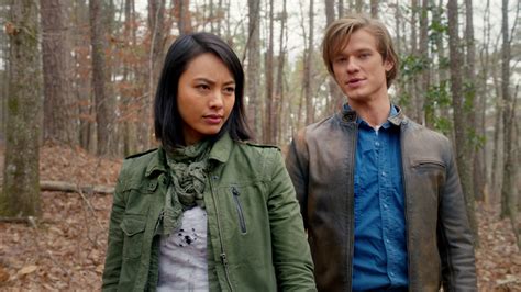 Watch Macgyver Season 3 Episode 15 Macgyver K9 Smugglers New Recruit Full Show On