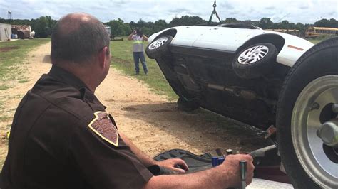 Trooper Learns Some Techniques At The Nata Wrecker Training Class