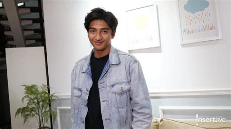 Bagaimana masa kecil dan keluarga harris vriza? Lirik Lagu Bukan Salahmu - Harris Vriza