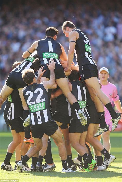 The collingwood football club, nicknamed the magpies or colloquially the pies, is a professional australian rules football club based in melbourne, victoria. Collingwood recruit Mason Cox kicks a goal in Anzac Day ...