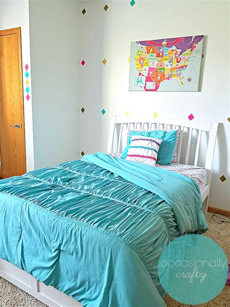 Pink And Teal Tween Girl S Bedroom Occasionally Crafty Pink And Teal Tween Girl S Bedroom