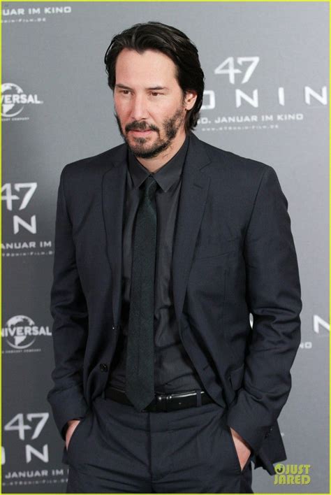 Keanu Reeves 47 Ronin Munich Photo Call 11 Keanu Reeves Is Handsome In