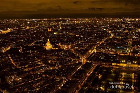 Tiket masuk museum angkut bisa dibeli langsung di lokasi. Bukti Paris Itu Romantis