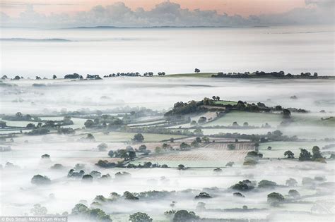 Misty Mornings Amazing Pictures Capture The Beauty Of The British
