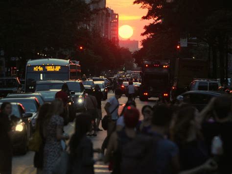 Manhattanhenge 2017 Is Back Heres Where To Take The Best Photos New