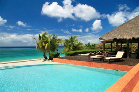 Lowe's® has everything you need to find the paint colors and finishes for your project. Hotel Laluna Grenada, Grand Anse, Ile de Grenade, Caraïbes ...