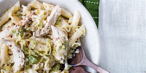 In my opinion, it's good enough to serve company, but it's also one of those dishes that work for a quick. Creamy turkey and leek pasta - Recipes - Co-op