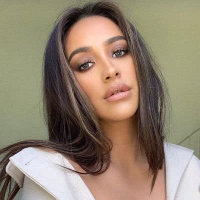 أروى سليمان محمد الضلعان تعتبر واحدة من أبرز المتخصصين في مجال تقنية المعلومات. سناب زينب العلوان - اكاونت زينب العلوان على السناب شات