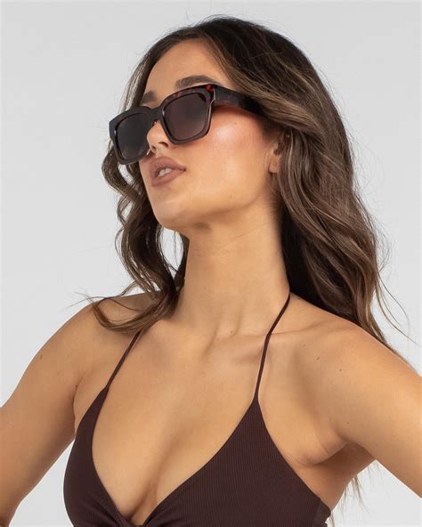 shop indie eyewear gabriella sunglasses in tort brown grad brown fast shipping and easy returns