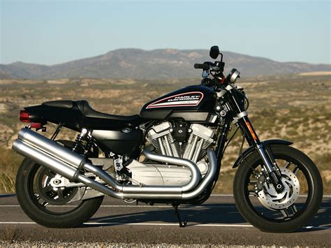 Ready to ride and for the motor company this is light weight. 2009 Harley-Davidson XL1200R Sportster 1200 Roadster (XR 1200)