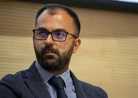 Lorenzo Fioramonti, il nuovo Ministro dell’Istruzione - Zoom Scuola