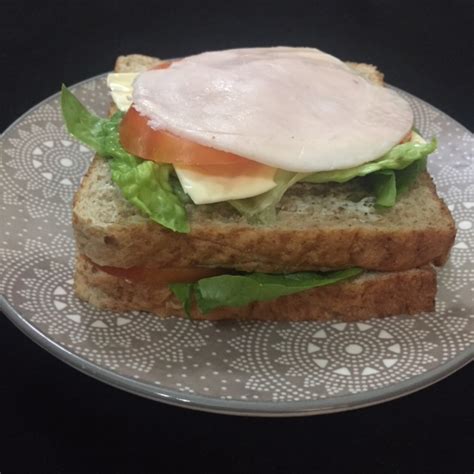 Discover the recipe for sandwich with sliced chicken. Chooyaya Secret Garden : What's Cookin? (Memacam jenis ...