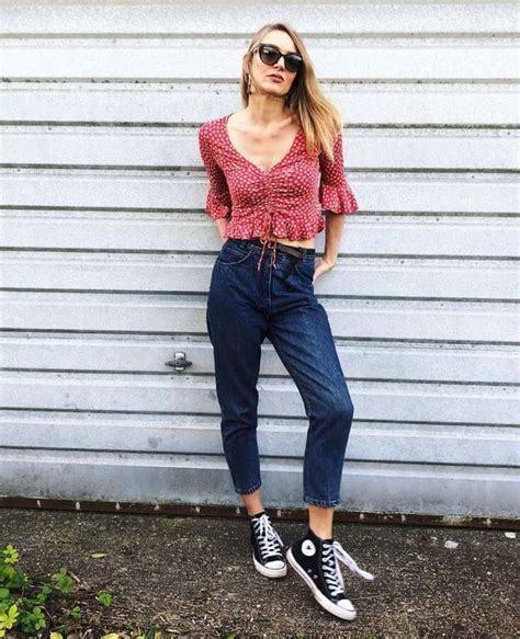 Wearing Converse This Summer 40 Examples To Look Stylish Belletag