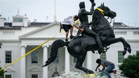 Four Men Charged For Trying To Bring Down Statue Of Andrew Jackson Cnn Politics