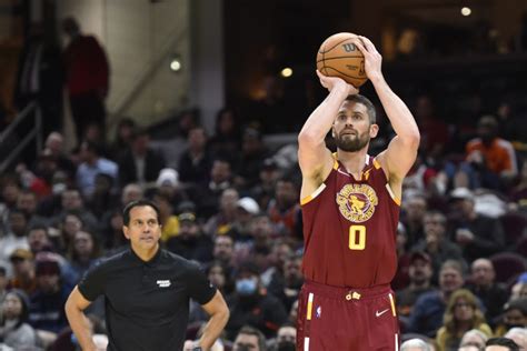 Report Miami Heat Emerge As Leaders For Kevin Love Heat Nation