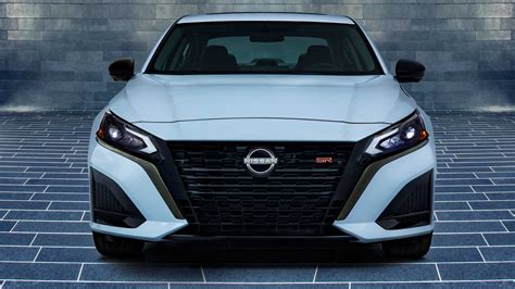 2023 Nissan Altima Debuts With Larger Infotainment Screen