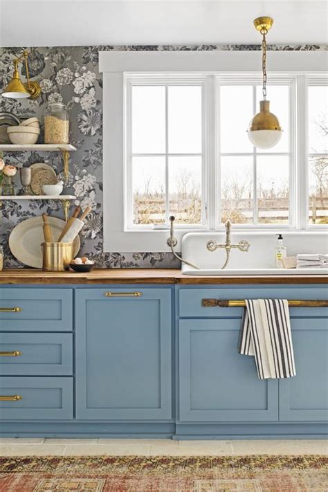 For many people, the idea of painting even a single wall in their kitchen black would be horrific. 22 Gorgeous Kitchen Trends for 2019 - New Cabinet and ...