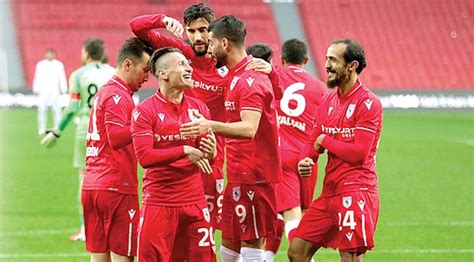 Samsunspor (1.lig) günel kadro ve piyasa değerleri transferler söylentiler oyuncu istatistikleri fikstür haberler. SAMSUNSPOR'UN GÖZÜ BEŞİKTAŞ'IN REKORUNDA - Spor