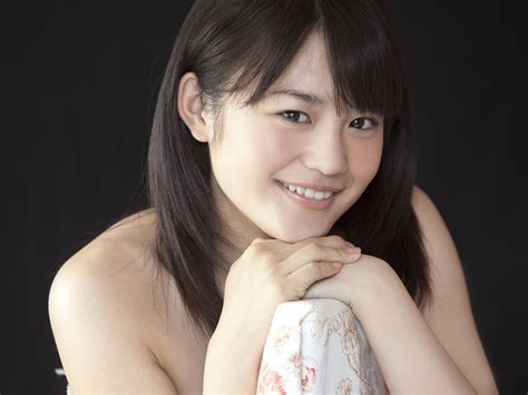 Maki Fukumi Japanese Cute Idol Sexy White Strapless Swimsuit E Hot Girl