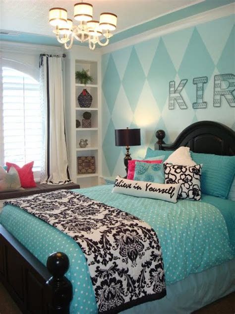 Tiffany unites with dramatic black damask patterns to provide a sophisticated dorm/teen look. Tiffany Blue Teen Girls Bedrooms - Design Dazzle