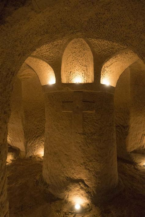 Cantinone Caves And Roman Walls
