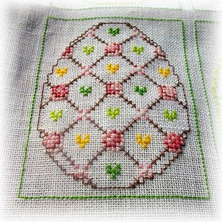 Flax belfast linen using dmc floss. Grille point de croix de Pâques: Oeuf Numéro°2 | Cross ...
