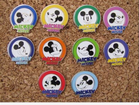 Disney Pin Trading Mickey Mouse Round Compass Square Pin Hidden Mickeys