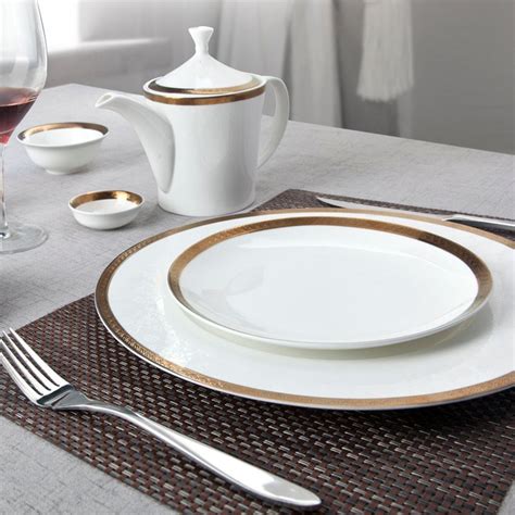 High Quality Casual Style White Fine Bone China Dinnerware With Gloden