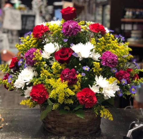Hours may change under current circumstances About Us - PATTI'S PETALS FLORIST - Denton, MD
