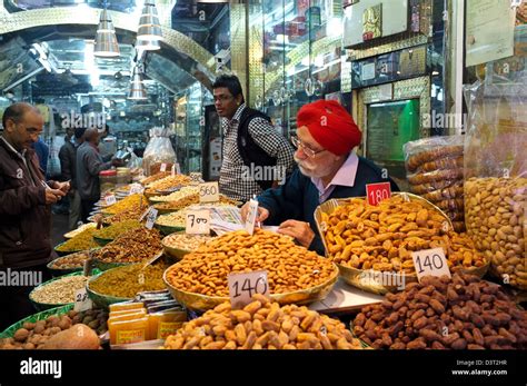 Spice Market Old Delhi Stock Photo Alamy