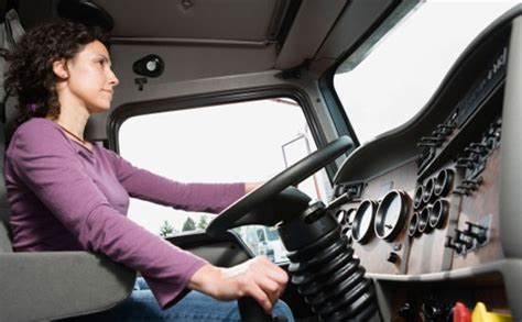 Blog Top Companies For Female Truck Drivers