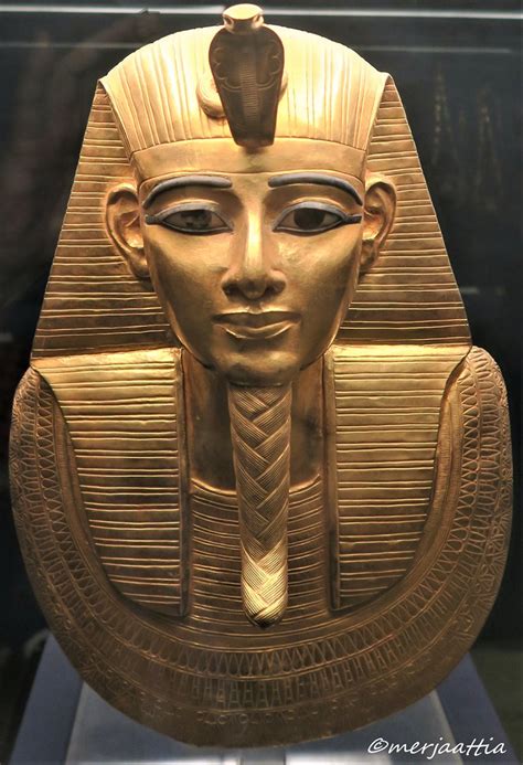 Funerary Mask Of Pharaoh Psusennes I In This Gold Mask Ps Flickr
