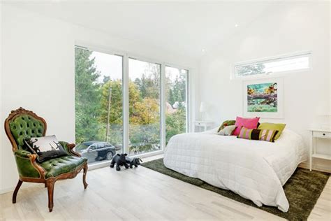 Simple nice house design.space, san diego, california. A house that's plain and simple on the outside but ...