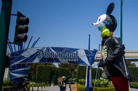 Disney Sees Big Loss As Pandemic Hits Parks Studios Subscriptions Rise