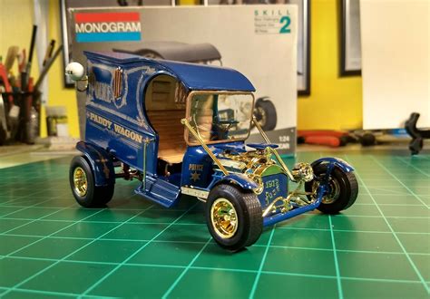 Paddy Wagon Showcar 124 Monogram Model Model Truck Kits Model Cars