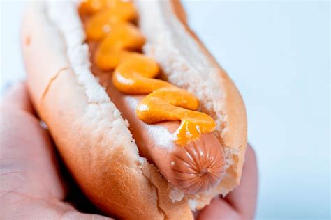 Hot Dog With Mustard Creative Commons Bilder