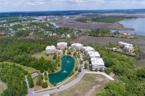 The Oaks At Rivers Edge Daniel Islands Luxury Condominiums