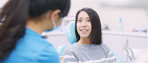 การบูรณะฟันด้วย Veneers Smile Center Dental Clinic