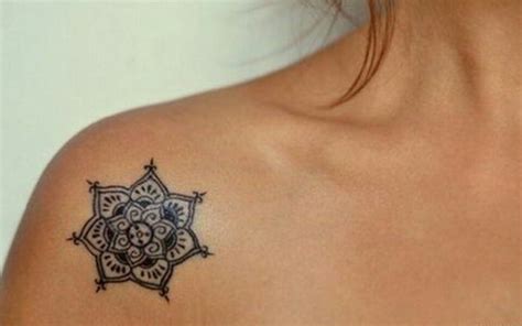 Beautiful Collarbone Tattoos For Women Musely