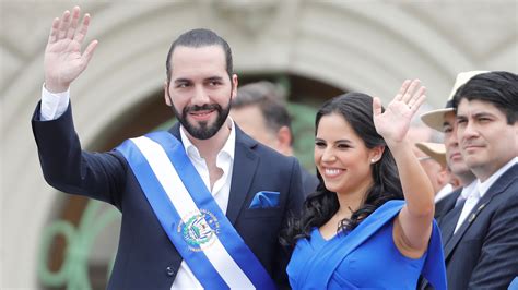 nayib bukele asumió como presidente de el salvador con la seguridad la migración y la economía