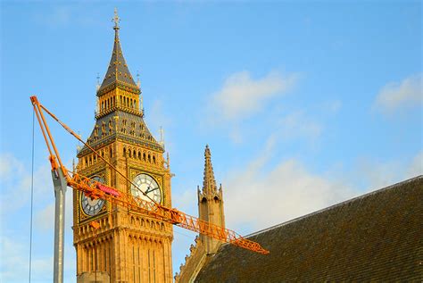 Big Ben Under Repair Big Ben In London With A Repair Crane Paul Moore Flickr